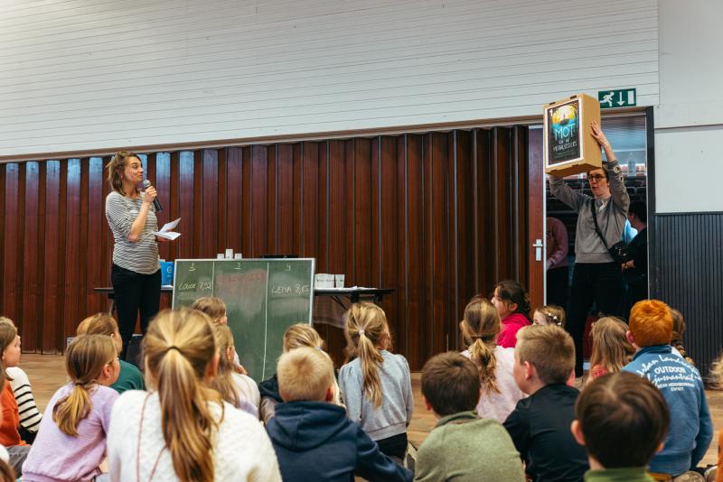 sfeerbeeld van het slotfeest in Hoogstratenv