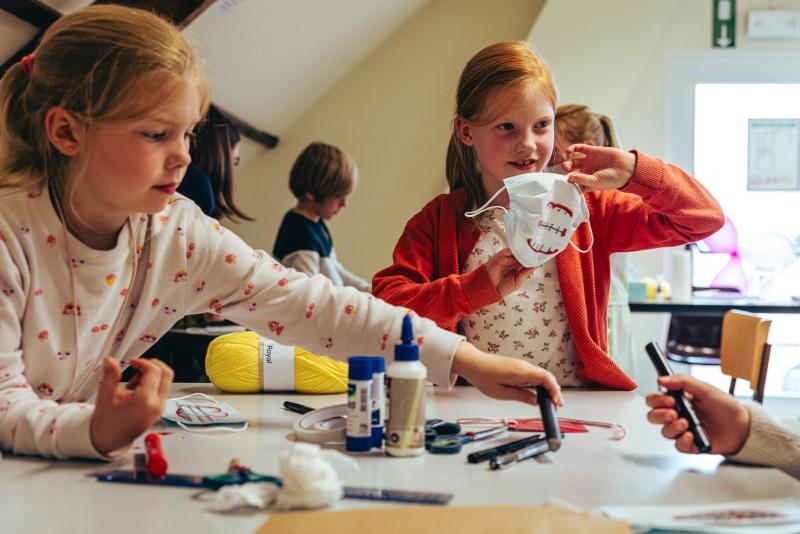 sfeerbeeld van het slotfeest in Schilde