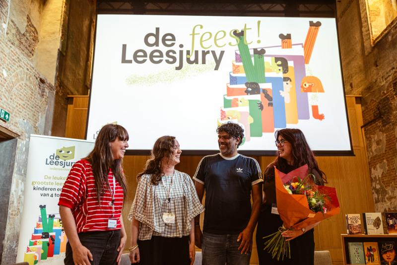 podiumgesprek met auteurs van groep 6 en 7