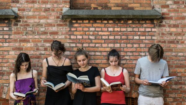 jongeren lezen boeken